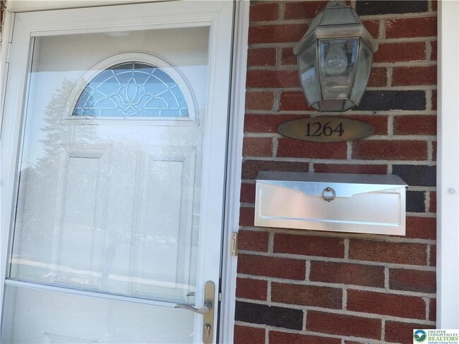 Photo - 1264 California Ave