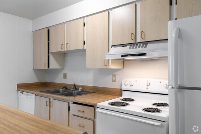 1BR, 1BA - 620SF - The Firs Apartments Unit 23