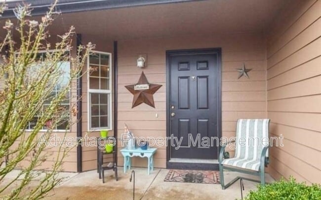 Photo - 3122 30th Ave SE