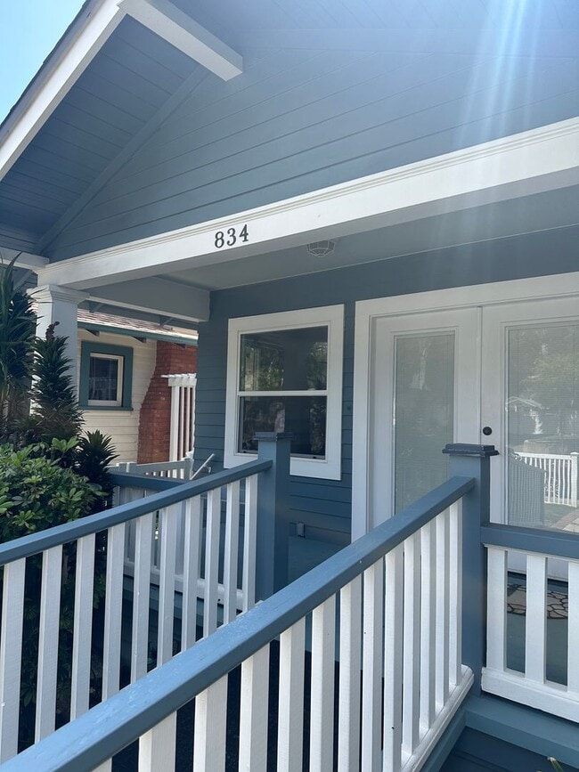 Photo - Downtown Craftsman - Live/Work - Zoned Mix...