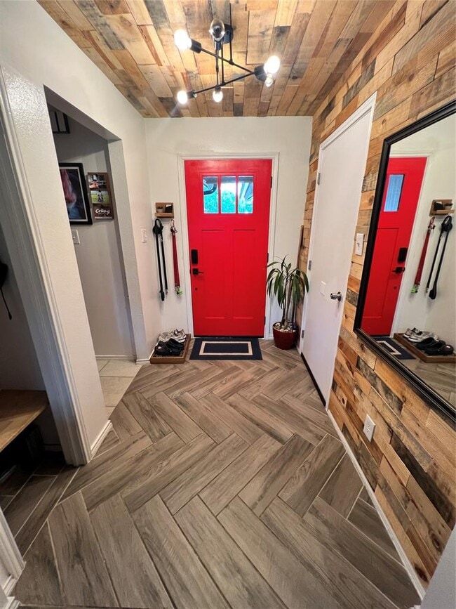 Photo - 124 Oak River Dr