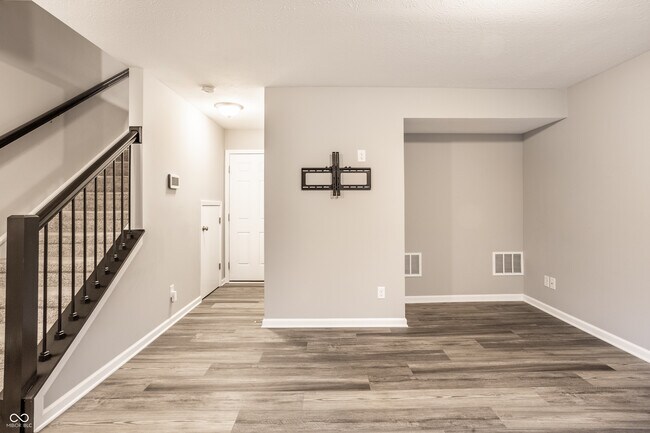 Photo - 3123 Bolton Square Blvd