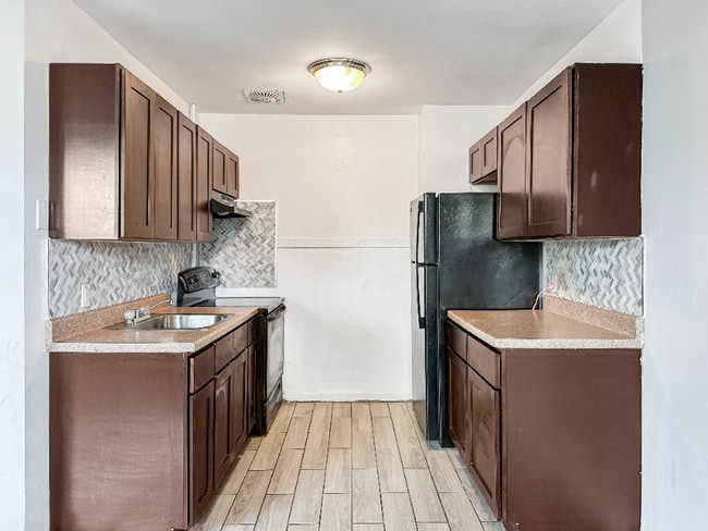 Photo - 1545 Medary Ave Unit D341