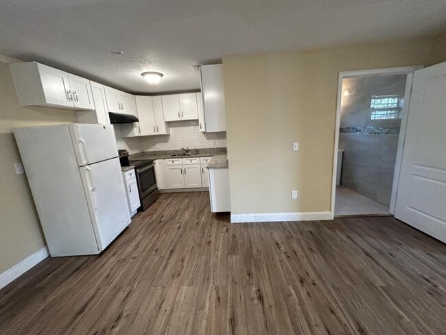 Photo - 1022 N Swindell Ave