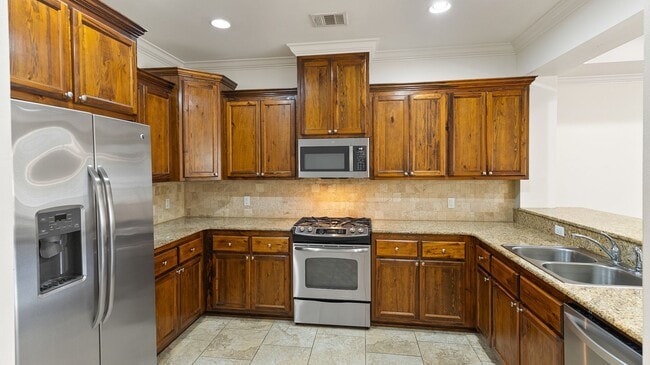 Photo - 3 Bedroom House in Gated Community with Community Pool