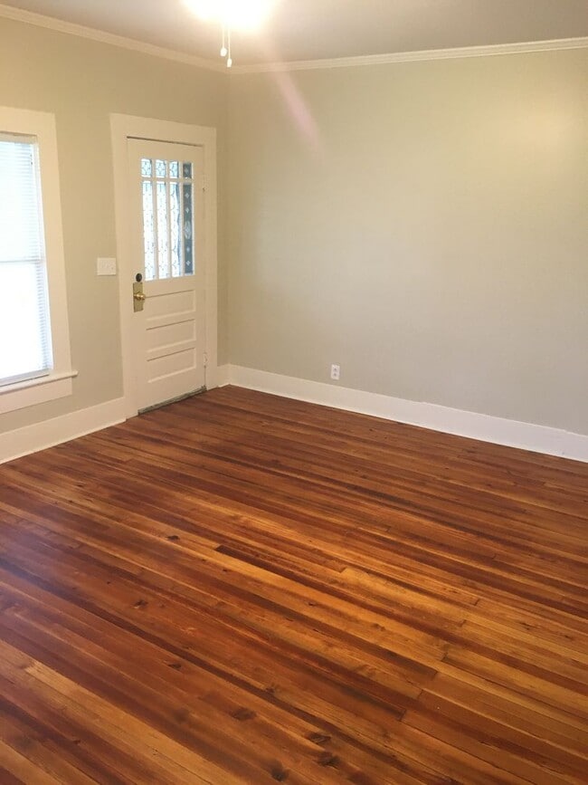 Photo - Large 3/1 House near Shannon $1,395