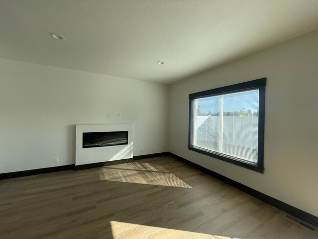 Photo - BRAND NEW Hayden Townhome
