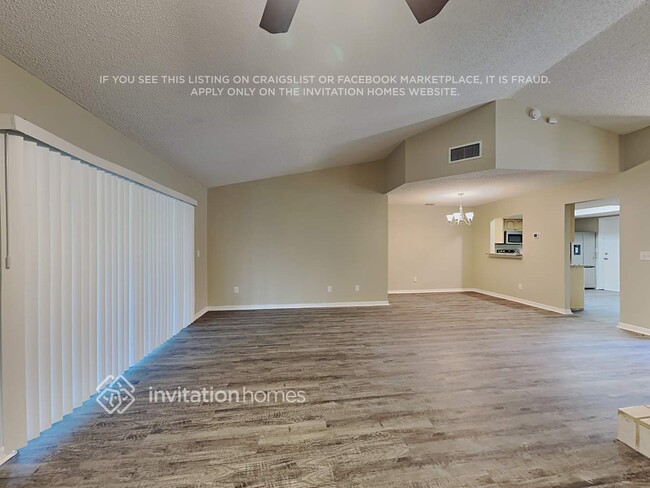Photo - 757 Fortuna Dr