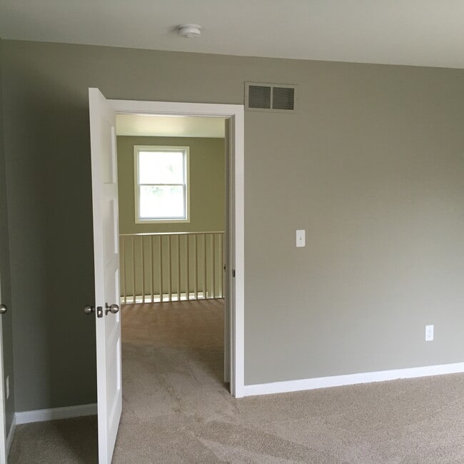 Photo - 253 S Union St