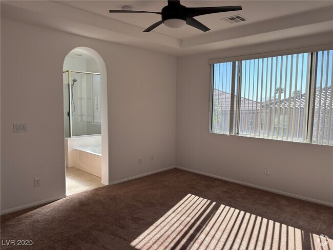 Building Photo - 11765 Via Esperanza St Rental