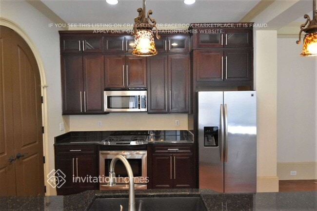 Photo - 417 Falling Water Ave