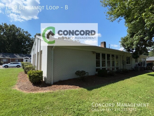 Photo - 1439 Bergamot Loop Unit B