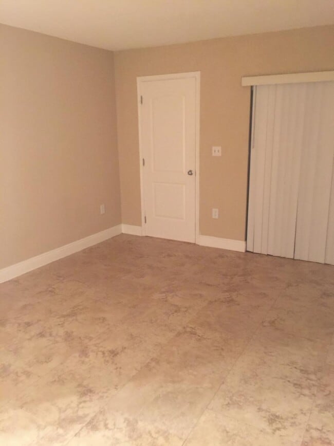 Photo - 3410 Pinewalk Dr N Unit 825