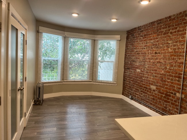 Photo - 525 Hyde St Unit 11