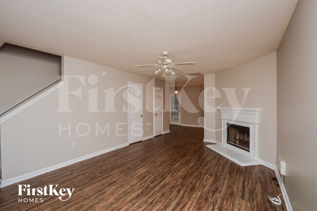 Photo - 7099 Ravenwood Ln