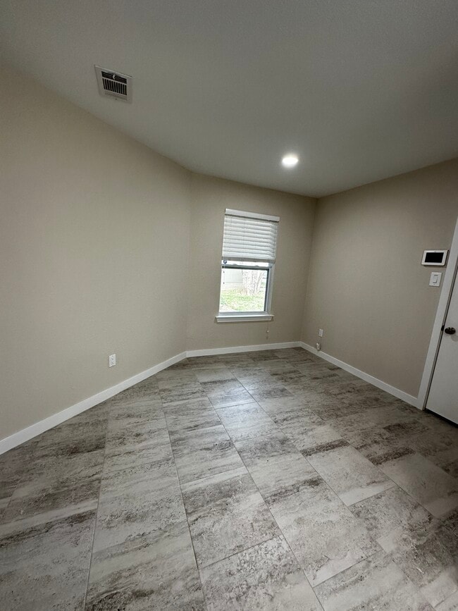 9812 Willers Way