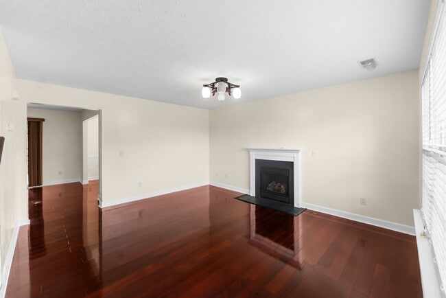 Photo - 7020 Timber Oak Dr