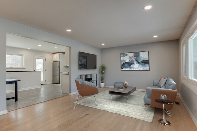 Photo - 1311 E Euclid Ave