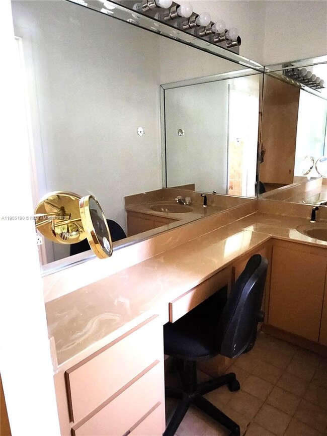 Photo - 2231 SW 14th St Unidad 2231