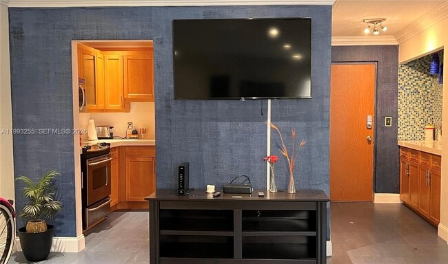 Building Photo - 401 Golden Isles Dr Unit 101