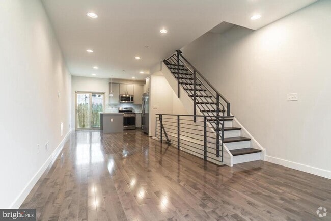 Building Photo - 2153 N Fairhill St Rental