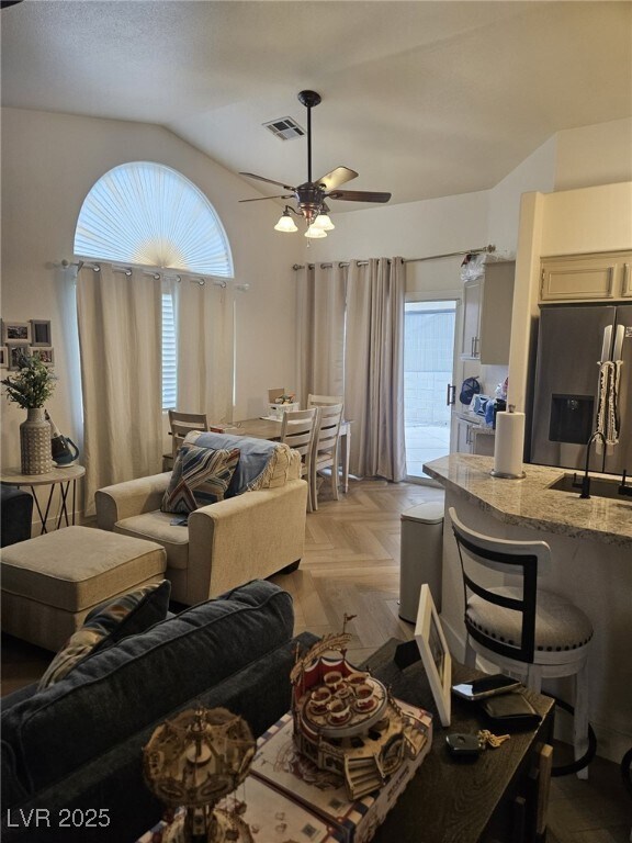 Photo - 7536 Fencerow St