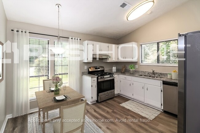 Photo - 3947 Wood Path Dr