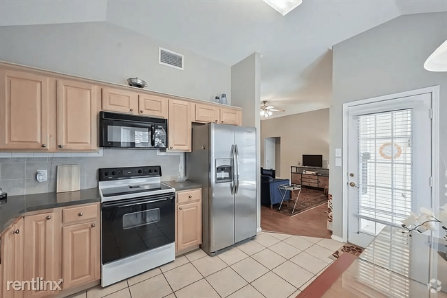 Building Photo - 1303 Hidden Oaks Dr Rental