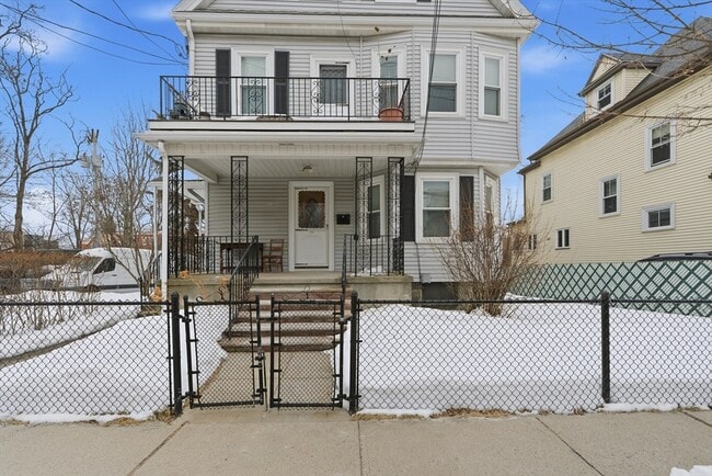 Photo - 111 Dustin St