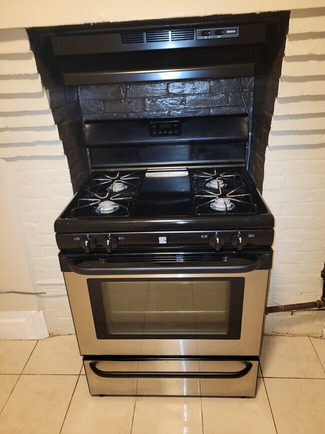 Photo - 378 Hawthorne St