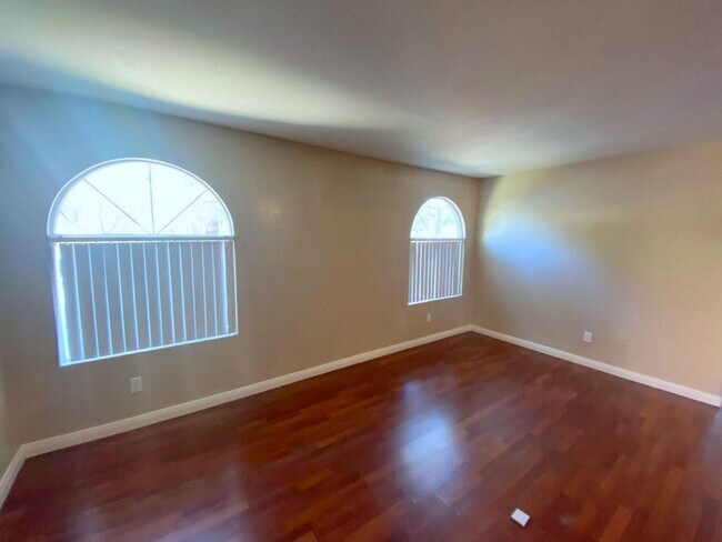 Photo - Spacious 1st Floor Condo at The Lakes