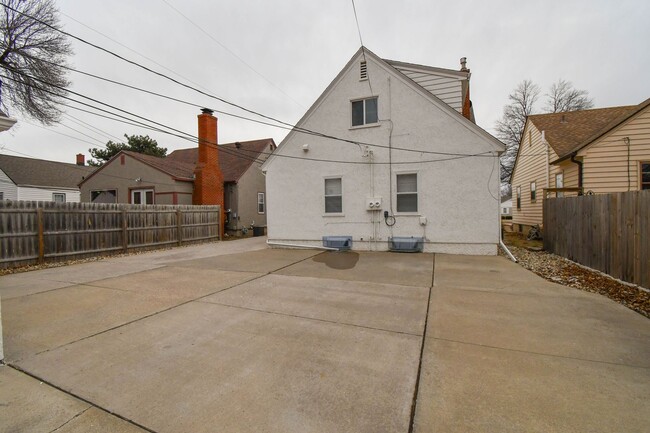 Photo - 2010 W 22nd St