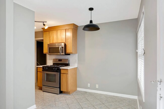 Photo - 6024-6026 W 35th St Unit #6024