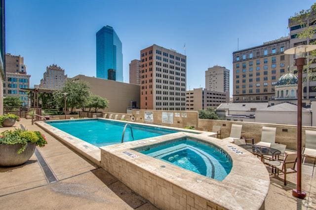 Building Photo - 500 Throckmorton St Unit 2708 Rental
