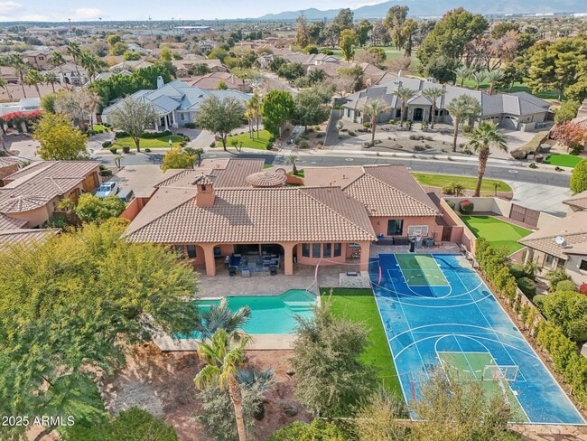 Photo - 351 N Cloverfield Cir