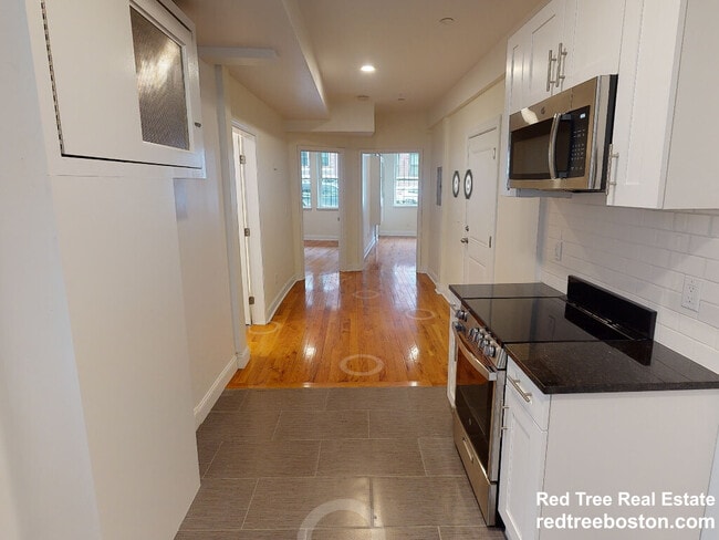 Photo - 123 Sutherland Rd Unit A