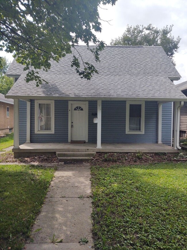 Building Photo - 2138 S Garfield Dr