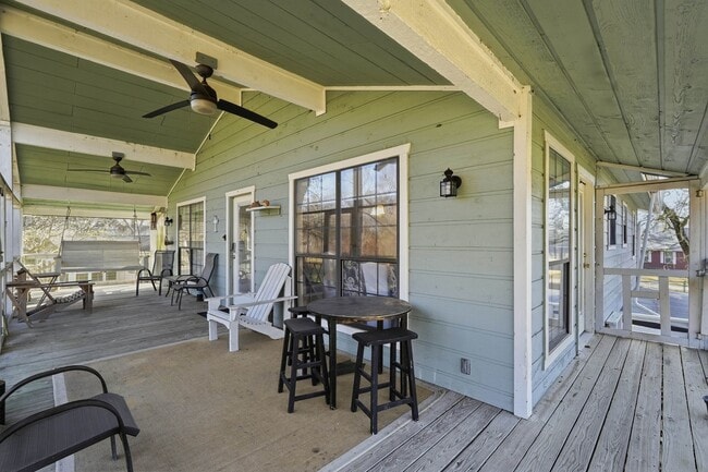 Photo - 360 S Lakeside Dr