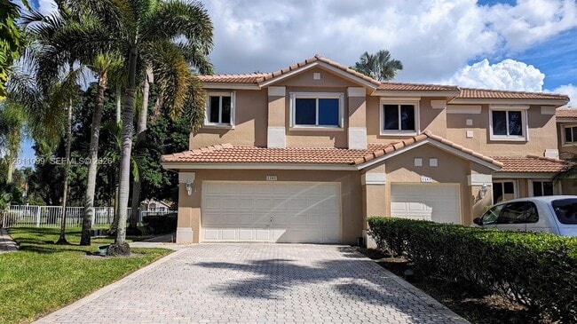Building Photo - 1181 SW 158th Ave