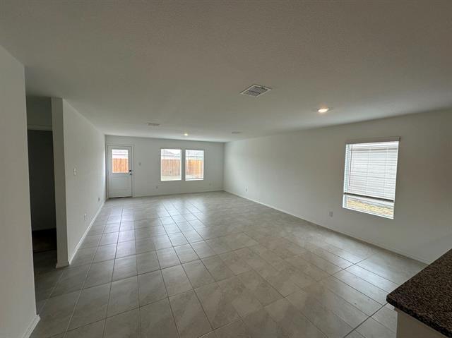 Photo - 320 Dewberry St