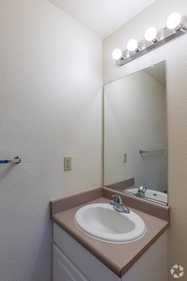 Serra Mesa Military Housing Apartments For Rent in Oceanside, CA