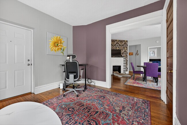 Photo - 256 Union Ave SE