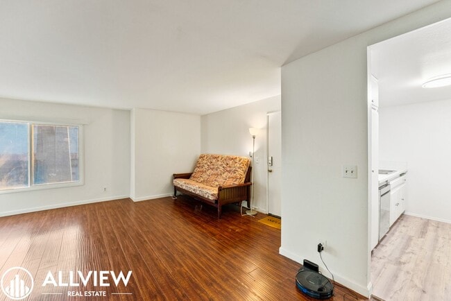 Photo - Amazing 2 Bed 1 Bath Condo Available Now!