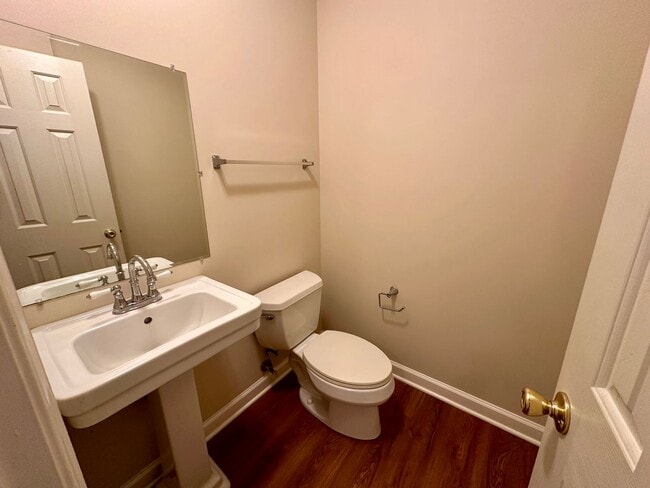 Photo - Modern & Traditional with Convenience