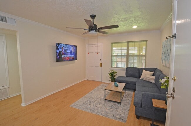 Photo - 2 Bed 1 Bath with Patio Unit 34