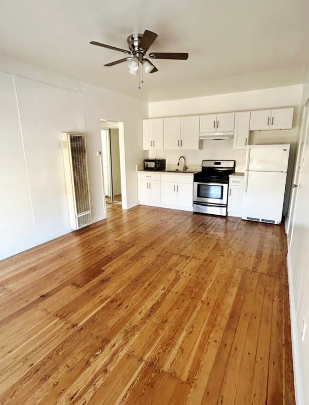 Photo - 1781 N Orchid Ave Unit 201