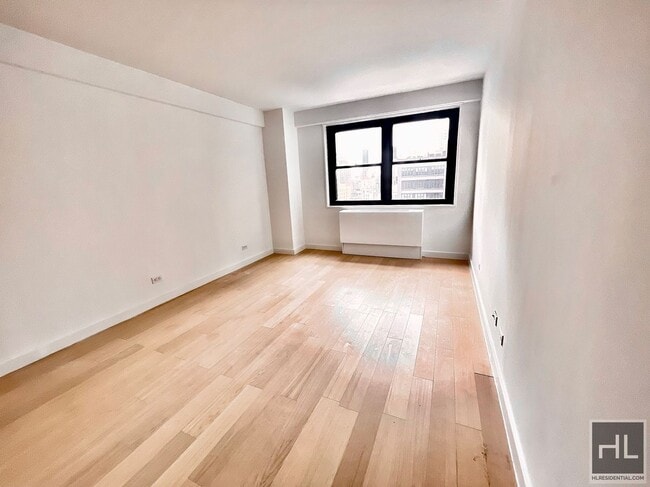 Building Photo - East 39th Street Rental