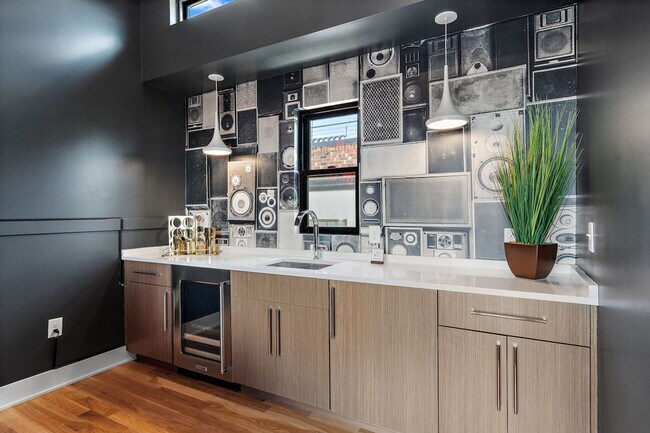 Photo - 1011 12th Ave S Unit ID1312340P