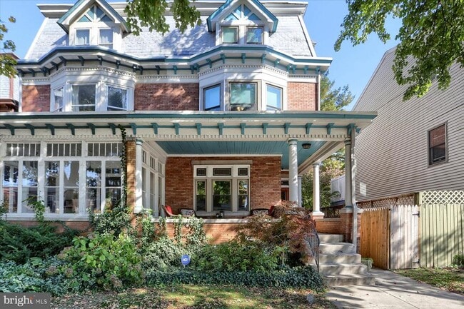 Photo - 2139 N 2nd St