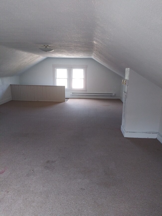 Attic - 218 Emerson Unit 2nd floor